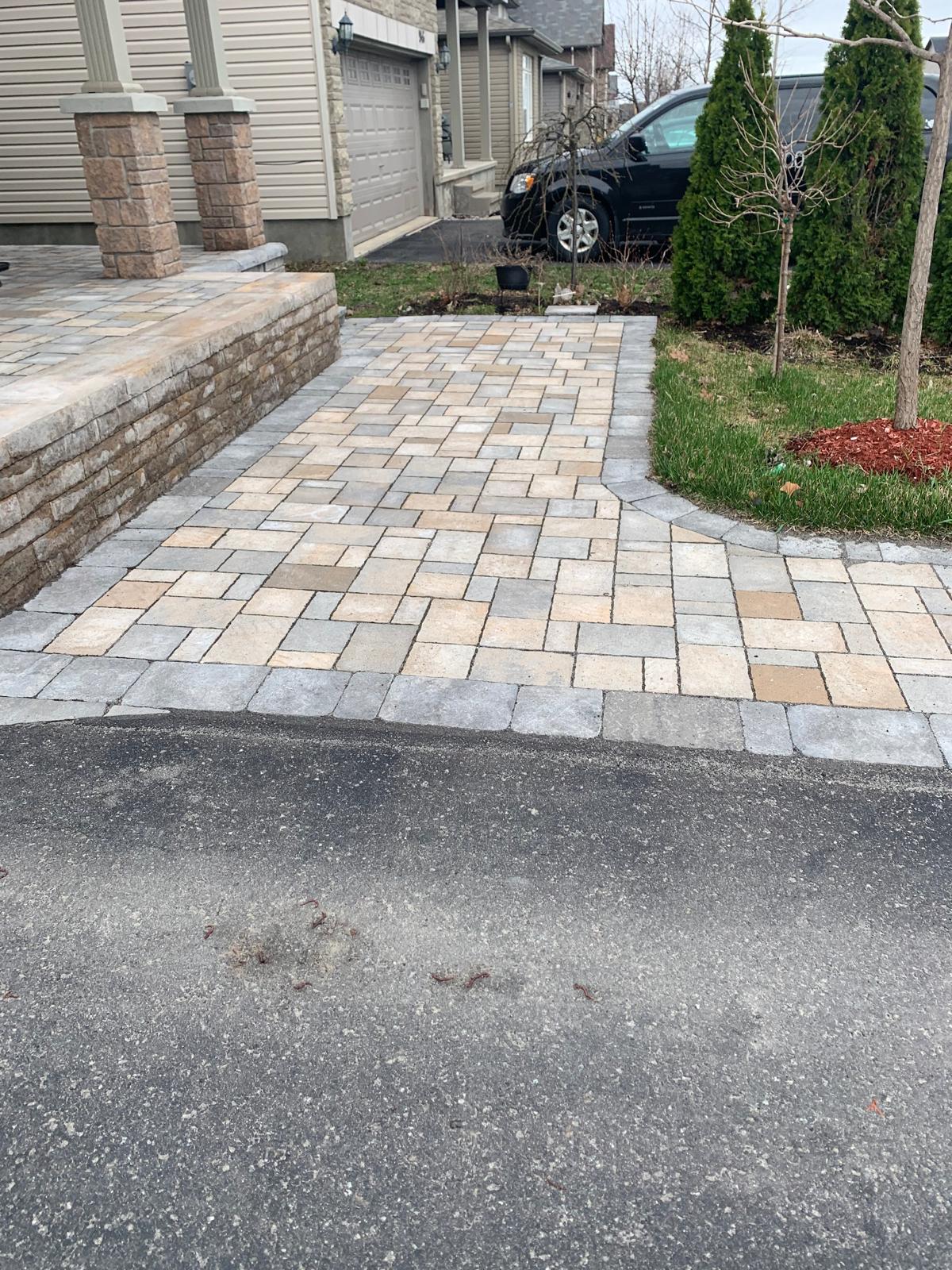 Front Entry Walk — Walkway